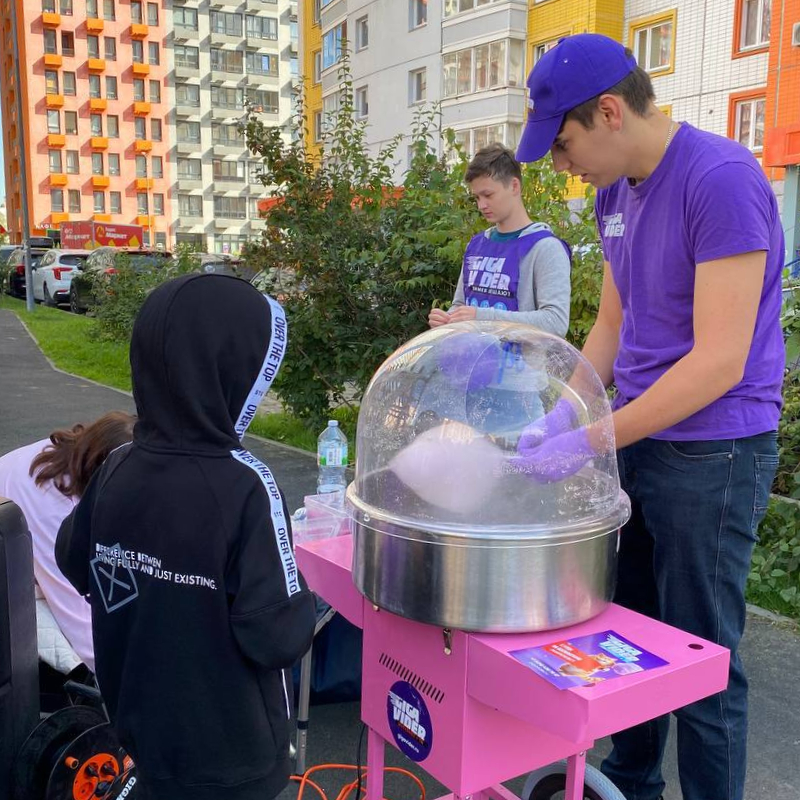 Яркий праздник для детей на площадке в Химках